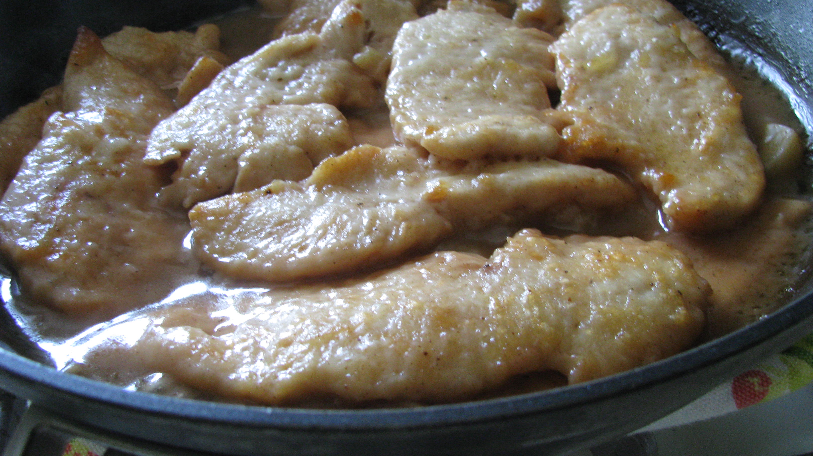 Marsala Wine Alternatives: Delicious Swaps for Your Recipe